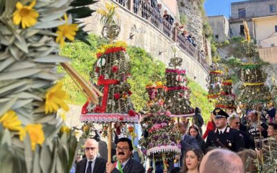 Pasqua in Calabria: il rito delle Pupazze a Bova